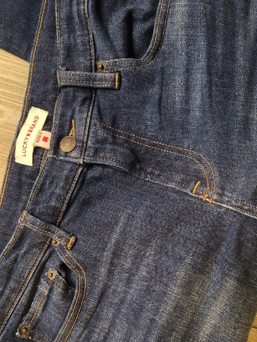 S1130 Mid Rise Bootcut w/30" Inseam 👖 Lucky Brand Women's Size 14 Jeans